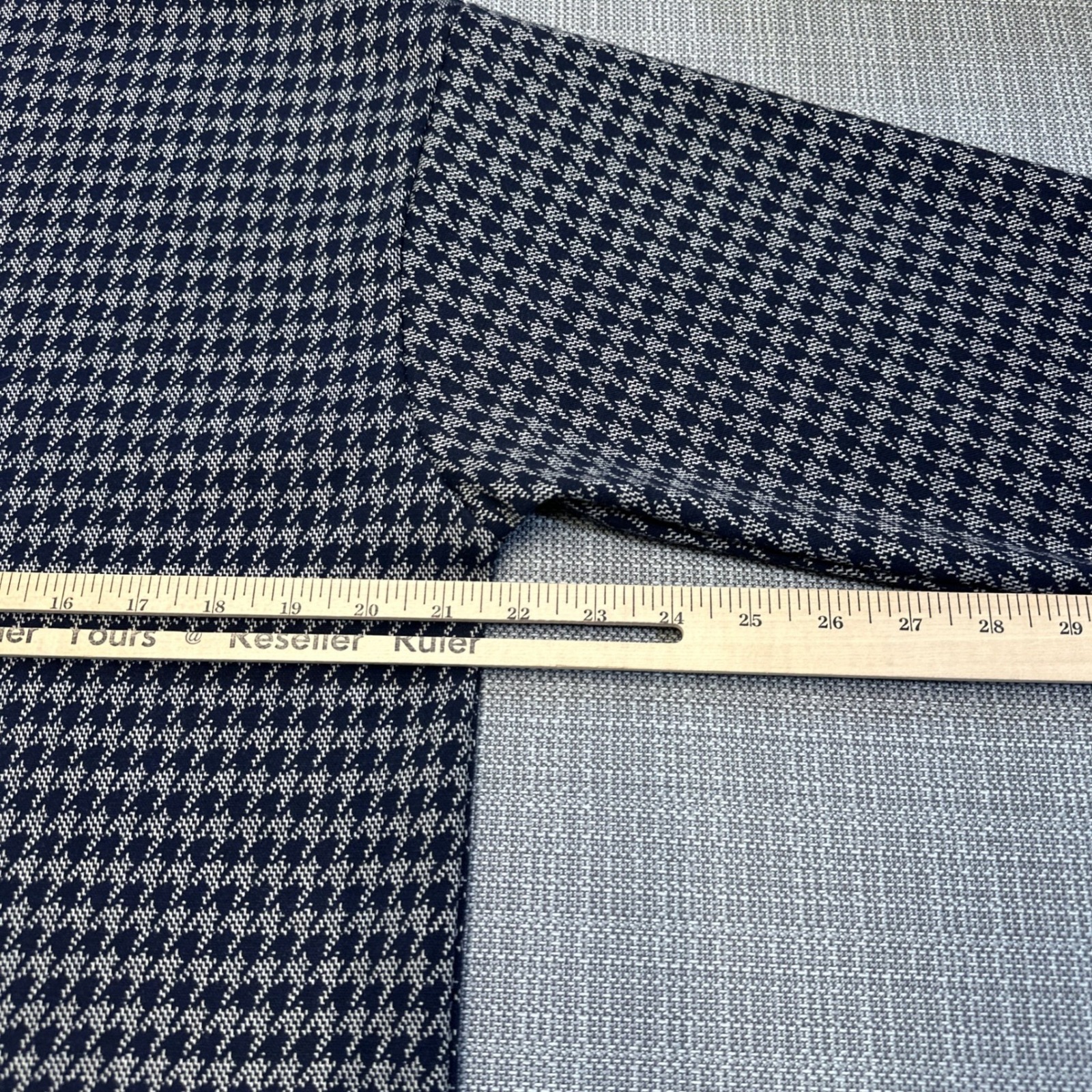 New Bound X Matt Helders Navy Dogtooth Sweater Mens Medium Pullover Preppy — image 8 of 8